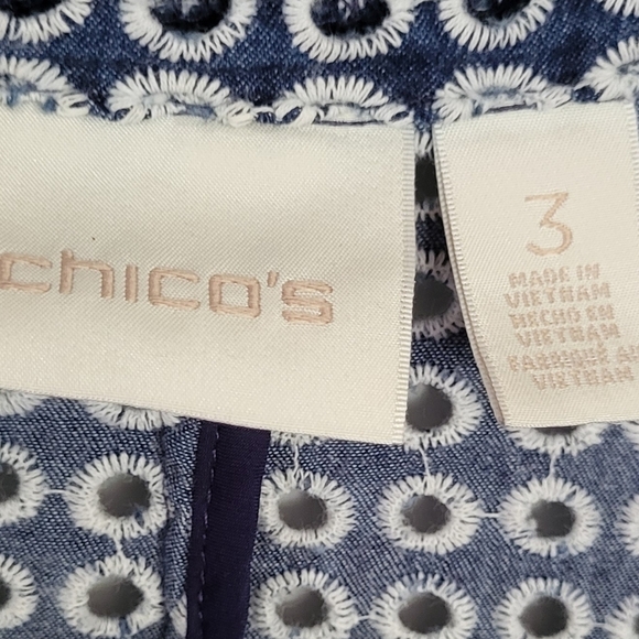 Chico’s Tonga Eyelet Summer Blazer Jacket - Picture 3 of 9